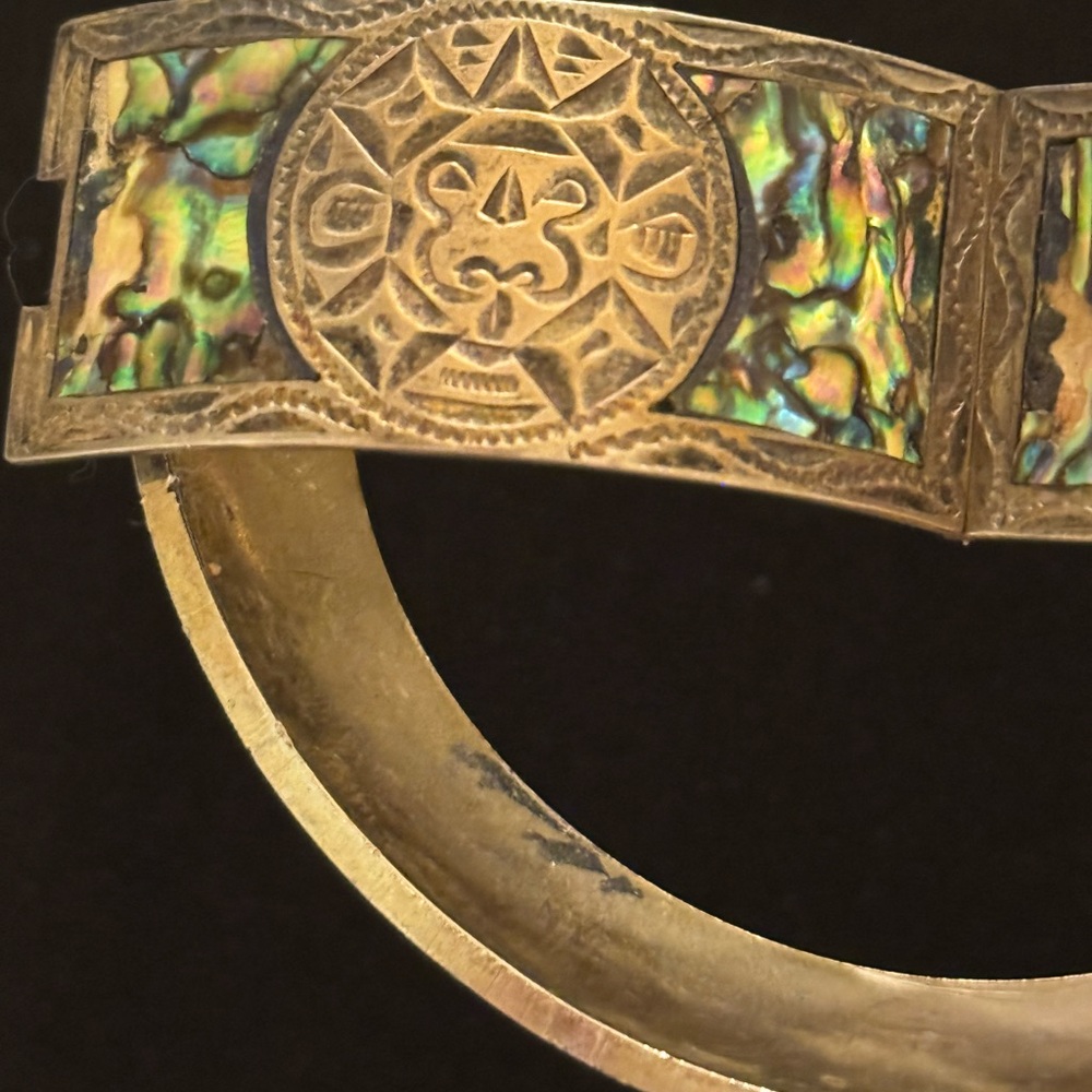 Vintage Abalone and Sterling Mexican Bracelet - Picture 10 of 15